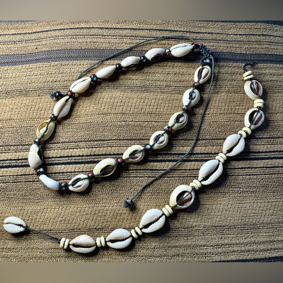 1970’s shell choker - Picture 2 of 6